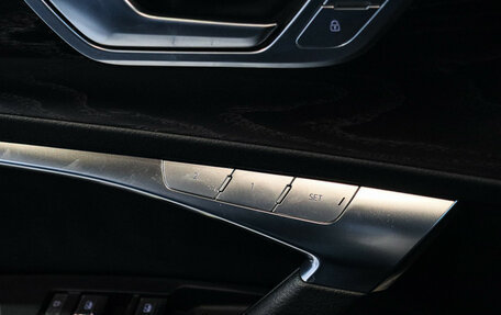 Audi A6, 2019 год, 3 300 000 рублей, 20 фотография