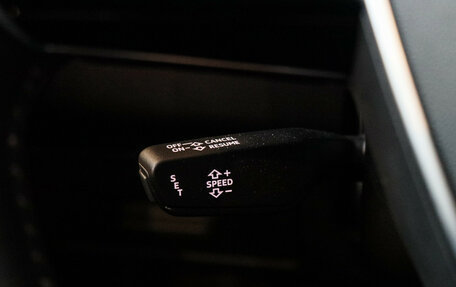 Audi A6, 2019 год, 3 300 000 рублей, 29 фотография