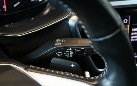 Audi A6, 2019 год, 3 300 000 рублей, 28 фотография