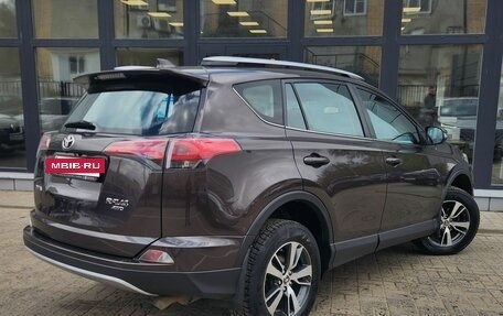 Toyota RAV4, 2018 год, 2 250 000 рублей, 4 фотография