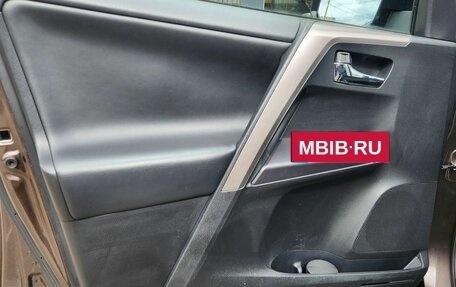 Toyota RAV4, 2018 год, 2 250 000 рублей, 5 фотография