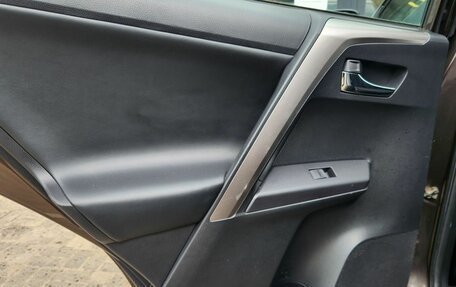 Toyota RAV4, 2018 год, 2 250 000 рублей, 15 фотография