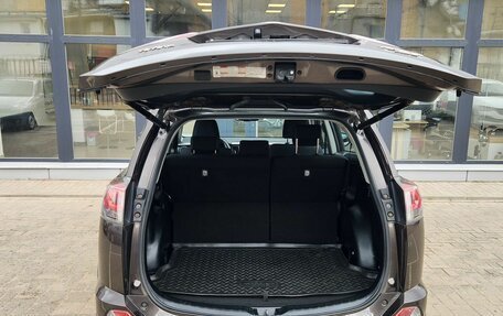 Toyota RAV4, 2018 год, 2 250 000 рублей, 16 фотография