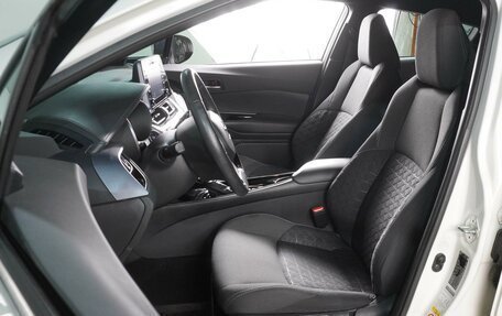 Toyota C-HR I рестайлинг, 2020 год, 2 749 000 рублей, 10 фотография