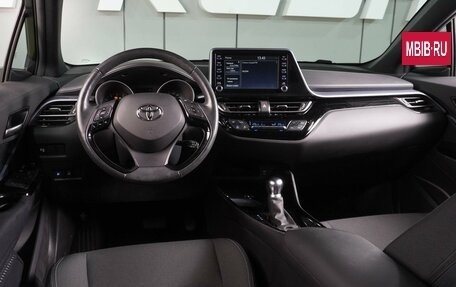 Toyota C-HR I рестайлинг, 2020 год, 2 749 000 рублей, 6 фотография