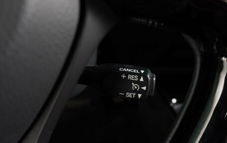 Toyota C-HR I рестайлинг, 2020 год, 2 749 000 рублей, 18 фотография