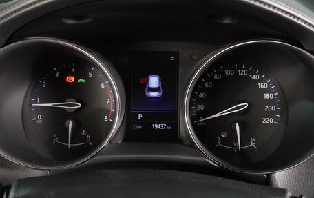 Toyota C-HR I рестайлинг, 2020 год, 2 749 000 рублей, 23 фотография