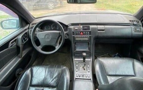 Mercedes-Benz E-Класс, 1997 год, 380 000 рублей, 7 фотография