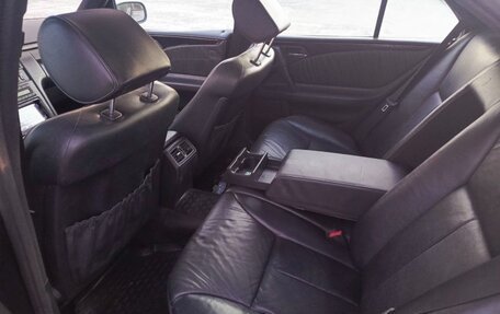 Mercedes-Benz E-Класс, 1997 год, 380 000 рублей, 8 фотография