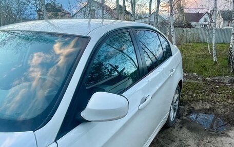 BMW 3 серия, 2010 год, 1 050 000 рублей, 17 фотография