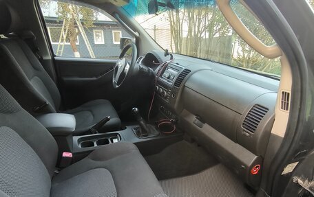 Nissan Navara (Frontier), 2007 год, 850 000 рублей, 4 фотография