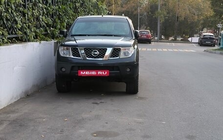 Nissan Navara (Frontier), 2007 год, 850 000 рублей, 2 фотография