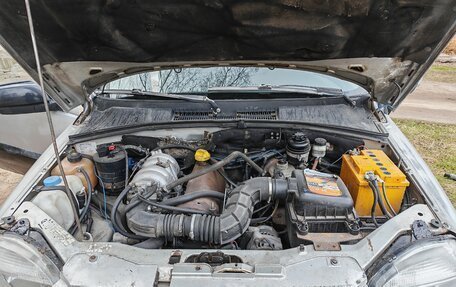 Chevrolet Niva I рестайлинг, 2003 год, 245 000 рублей, 8 фотография