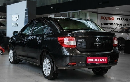 Renault Logan II, 2016 год, 700 000 рублей, 6 фотография