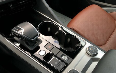 Volkswagen Touareg III, 2020 год, 5 950 000 рублей, 16 фотография