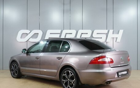 Skoda Superb III рестайлинг, 2012 год, 1 249 000 рублей, 2 фотография