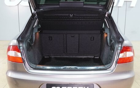 Skoda Superb III рестайлинг, 2012 год, 1 249 000 рублей, 22 фотография