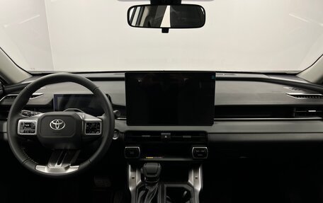 Toyota RAV4, 2025 год, 5 090 000 рублей, 8 фотография