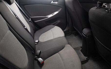 Hyundai Solaris II рестайлинг, 2011 год, 819 000 рублей, 21 фотография