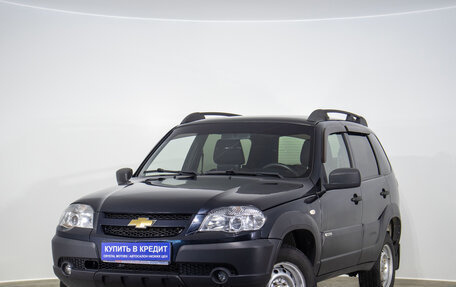 Chevrolet Niva I рестайлинг, 2018 год, 729 000 рублей, 3 фотография