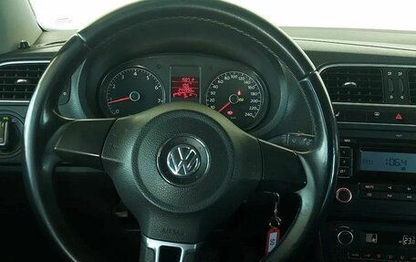 Volkswagen Polo VI (EU Market), 2012 год, 720 000 рублей, 14 фотография