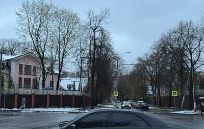 Mercedes-Benz E-Класс, 2013 год, 2 700 000 рублей, 1 фотография