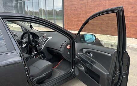 KIA cee'd I рестайлинг, 2011 год, 690 000 рублей, 12 фотография