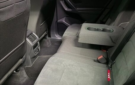 Volkswagen Tiguan II, 2021 год, 3 240 000 рублей, 4 фотография