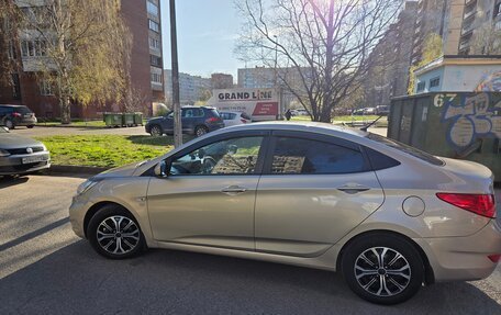 Hyundai Solaris II рестайлинг, 2013 год, 900 000 рублей, 10 фотография