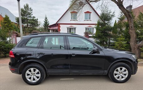 Volkswagen Touareg III, 2015 год, 2 700 000 рублей, 4 фотография