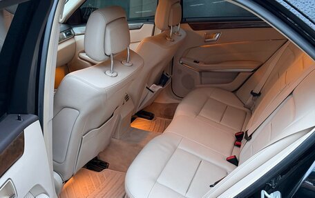 Mercedes-Benz E-Класс, 2013 год, 2 700 000 рублей, 9 фотография