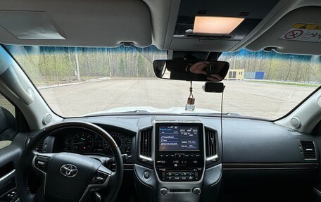 Toyota Land Cruiser 200, 2016 год, 6 100 000 рублей, 9 фотография