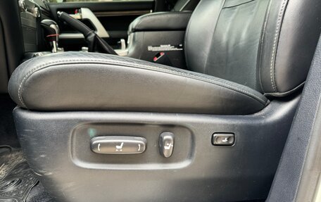 Toyota Land Cruiser 200, 2016 год, 6 100 000 рублей, 12 фотография