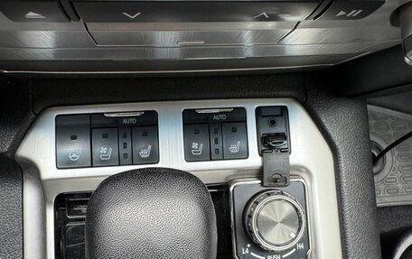 Toyota Land Cruiser 200, 2016 год, 6 100 000 рублей, 11 фотография