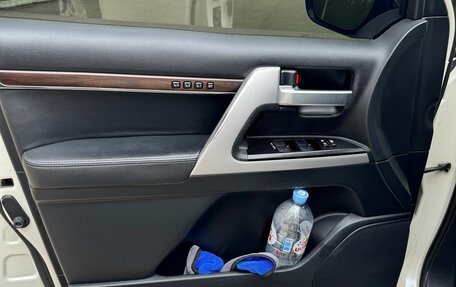 Toyota Land Cruiser 200, 2016 год, 6 100 000 рублей, 15 фотография