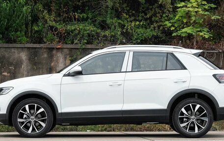 Volkswagen T-Roc I, 2025 год, 2 249 000 рублей, 3 фотография