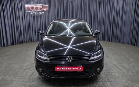 Volkswagen Jetta VI, 2012 год, 898 000 рублей, 2 фотография
