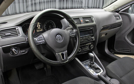 Volkswagen Jetta VI, 2012 год, 898 000 рублей, 16 фотография