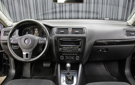 Volkswagen Jetta VI, 2012 год, 898 000 рублей, 14 фотография