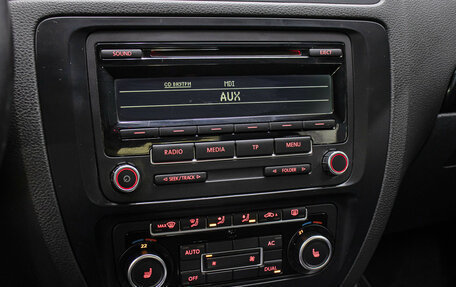 Volkswagen Jetta VI, 2012 год, 898 000 рублей, 19 фотография