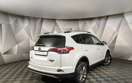 Toyota RAV4, 2018 год, 3 255 000 рублей, 2 фотография