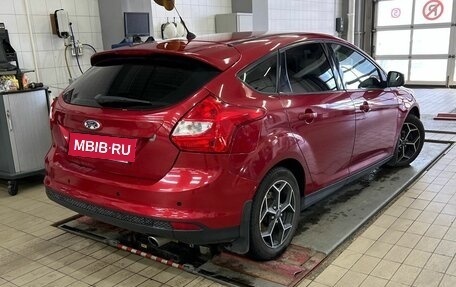 Ford Focus III, 2013 год, 890 000 рублей, 2 фотография