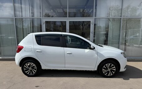 Renault Sandero II рестайлинг, 2014 год, 677 000 рублей, 4 фотография