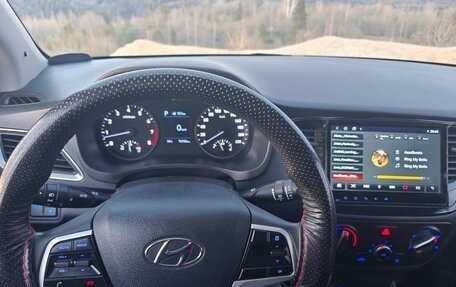 Hyundai Solaris II рестайлинг, 2018 год, 1 399 000 рублей, 6 фотография