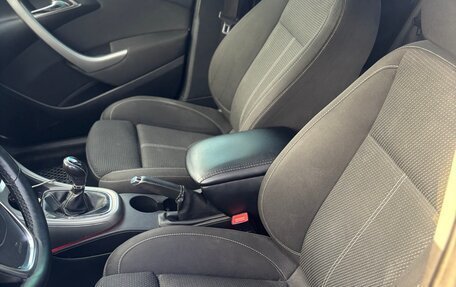 Opel Astra J, 2010 год, 590 000 рублей, 9 фотография