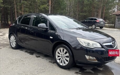 Opel Astra J, 2010 год, 590 000 рублей, 2 фотография