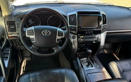 Toyota Land Cruiser 200, 2012 год, 4 099 000 рублей, 6 фотография