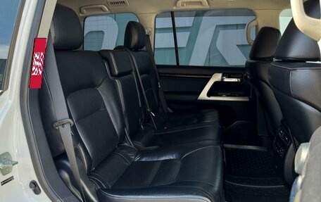 Toyota Land Cruiser 200, 2012 год, 4 099 000 рублей, 8 фотография