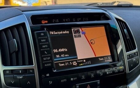 Toyota Land Cruiser 200, 2012 год, 4 099 000 рублей, 23 фотография