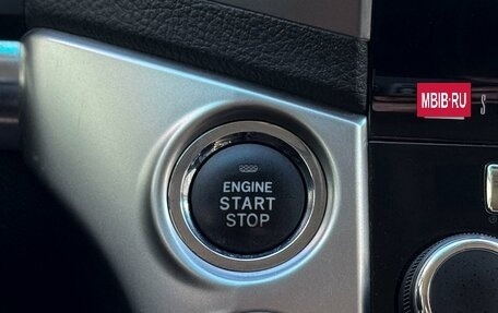 Toyota Land Cruiser 200, 2012 год, 4 099 000 рублей, 24 фотография